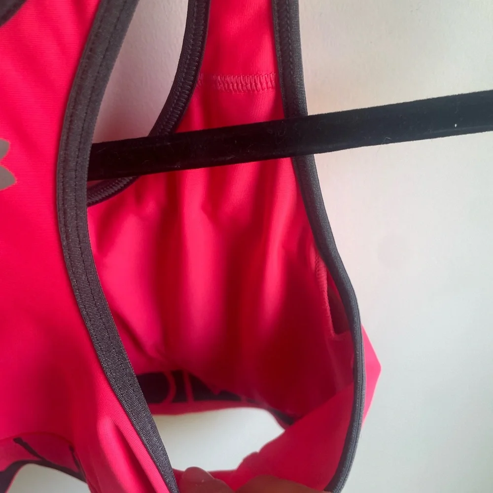 Small neon pink Under Armor Bra - Picture 4 of 4